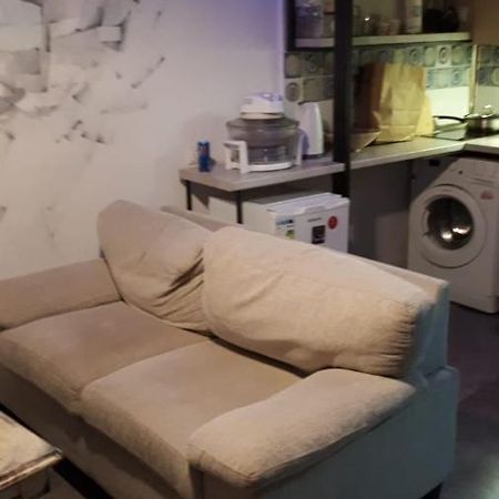 דירות טביליסי Aquarium מראה חיצוני תמונה
